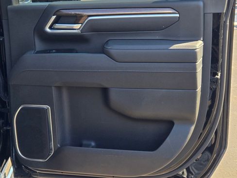 Certified 2025 Chevrolet Silverado 2500 LT w/ Convenience Package image 10