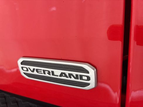 Used 2023 Jeep Gladiator Overland image 28