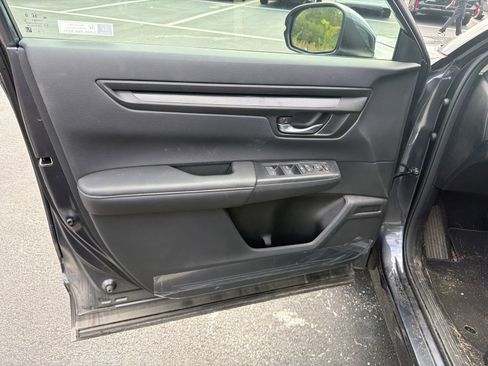Used 2026 Honda CR-V LX image 11