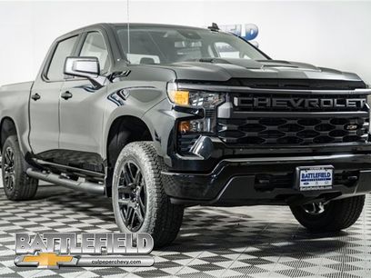 New 2026 Chevrolet Silverado 1500 Custom Trail Boss w/ Turbomax Blackout Package