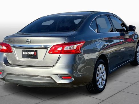 Used 2018 Nissan Sentra S image 13