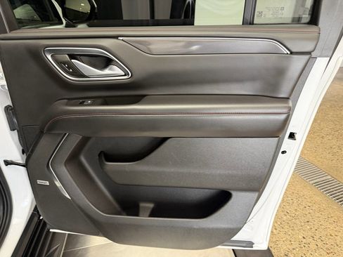 Used 2022 Chevrolet Suburban RST w/ Luxury Package AWD/4WD image 26