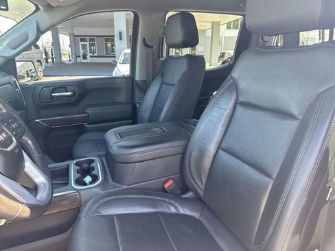 Used 2019 GMC Sierra 1500 SLT w/ SLT Premium Package AWD/4WD image 19
