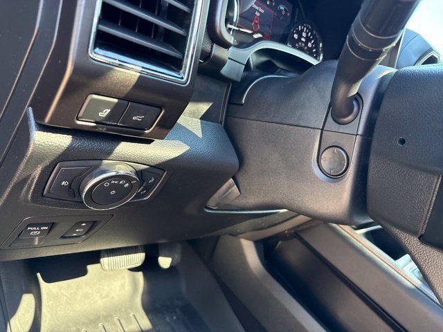 Used 2021 Ford Expedition Max Limited AWD/4WD image 25