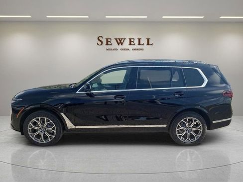 Used 2026 BMW X7 xDrive40i w/ Premium Package AWD/4WD image 2