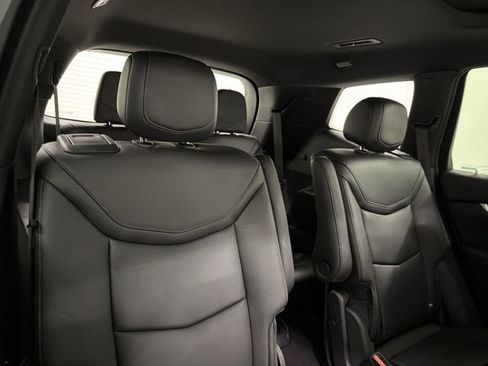 Used 2023 Cadillac XT6 Premium Luxury FWD image 25