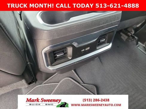 Used 2023 GMC Sierra 1500 SLT w/ SLT Premium Package AWD/4WD image 8