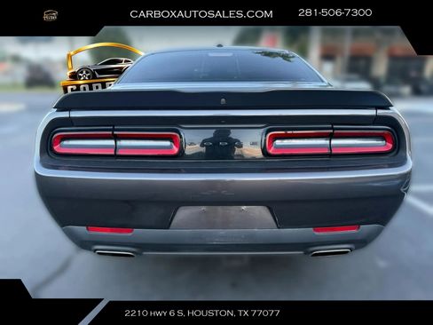 Used 2023 Dodge Challenger SXT w/ Blacktop Package RWD image 4