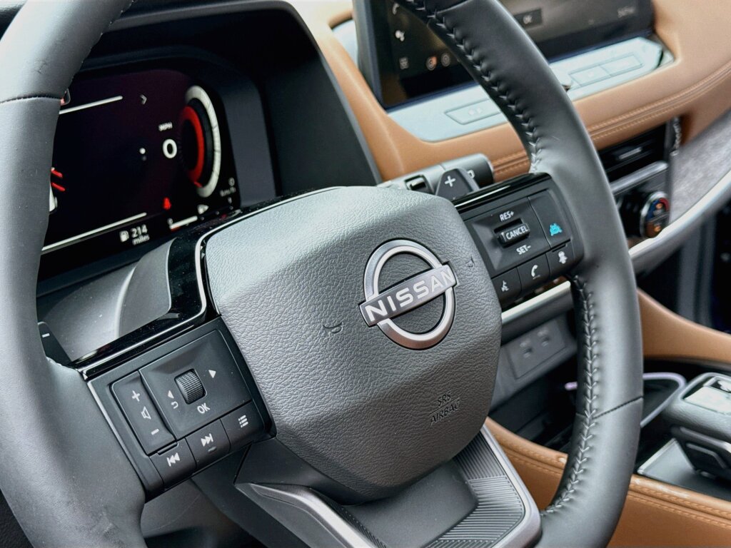 New 2026 Nissan Rogue Platinum w/ Platinum Premium Package AWD/4WD image 5