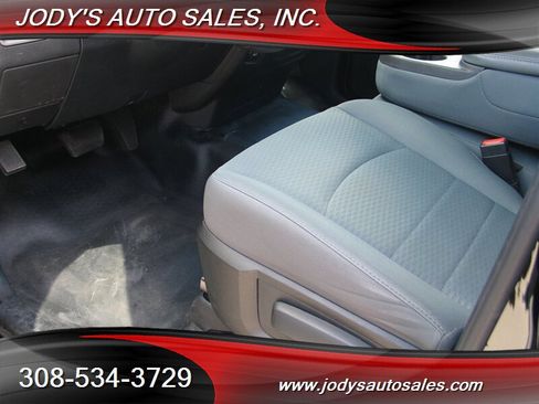 Used 2016 RAM 1500 Tradesman w/ Popular Equipment Group image 4