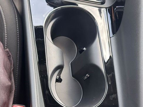 New 2025 Hyundai Elantra SEL image 36