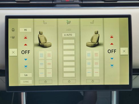 New 2026 Land Rover Range Rover Long Wheelbase SE image 18