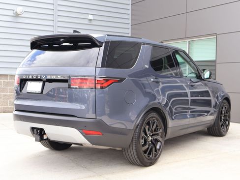 Certified 2025 Land Rover Discovery S AWD/4WD image 7