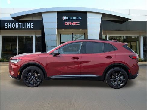 Used 2022 Buick Envision Essence w/ Technology Package II AWD/4WD image 6