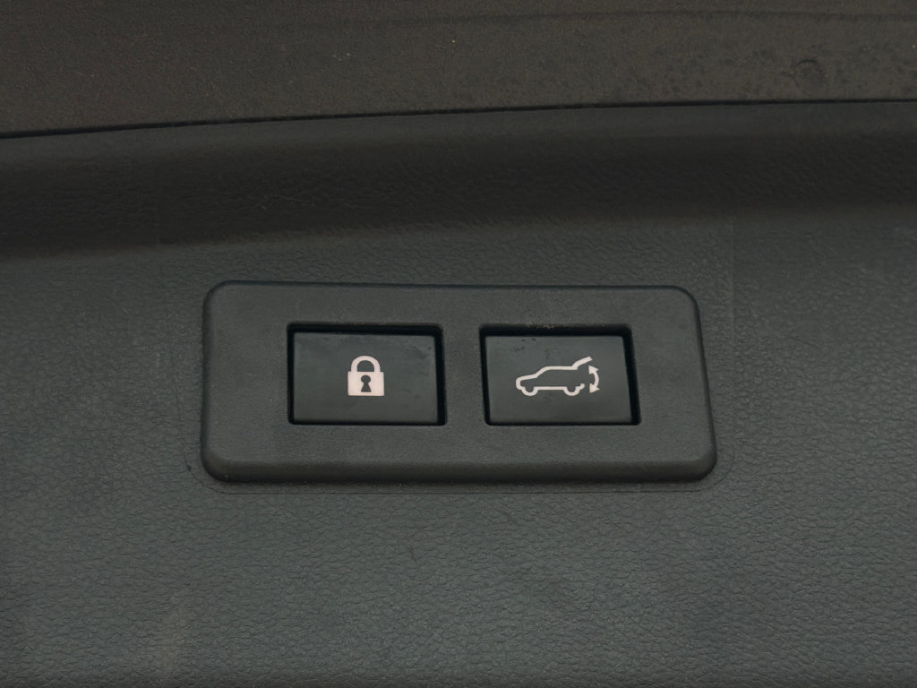 Used 2020 Subaru Outback Limited w/ Tech Package 2 AWD/4WD image 8