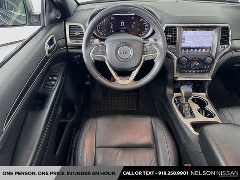 Used 2016 Jeep Grand Cherokee Limited RWD image 23