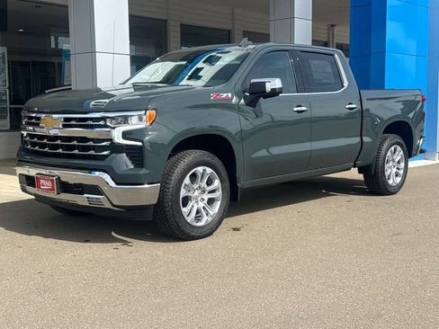 New 2026 Chevrolet Silverado 1500 LTZ w/ Z71 Off-Road Package AWD/4WD image 8