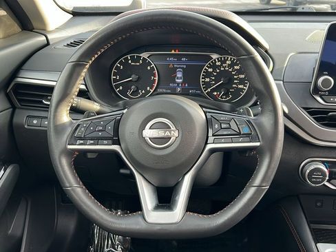 Used 2024 Nissan Altima 2.5 SR image 21