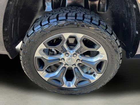 Used 2022 RAM 1500 Limited image 18