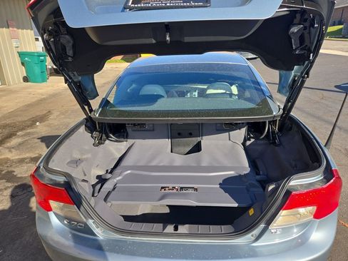 Used 2011 Volvo C70 T5 image 29