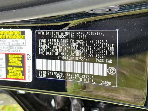 Used 2026 Toyota Camry SE FWD image 35