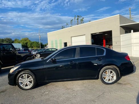 Used 2011 INFINITI G37 x Sedan image 2