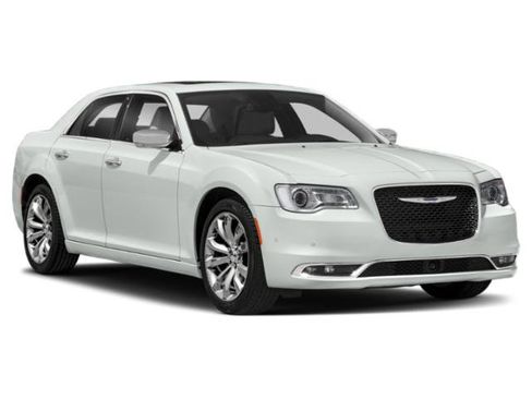Certified 2018 Chrysler 300 Touring w/ Driver Convenience Group image 6