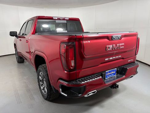Certified 2024 GMC Sierra 1500 AT4 w/ Technology Package AWD/4WD image 7