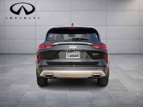 Certified 2023 INFINITI QX50 Luxe image 6