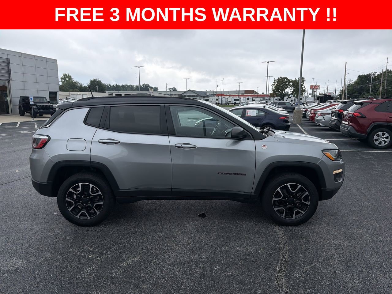 Used 2021 Jeep Compass Trailhawk AWD/4WD image 30