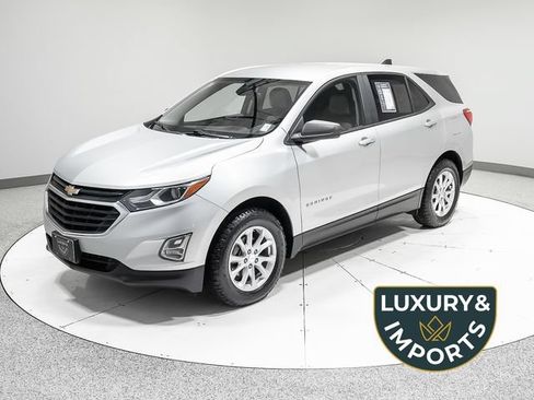 Used 2020 Chevrolet Equinox LS AWD/4WD image 1