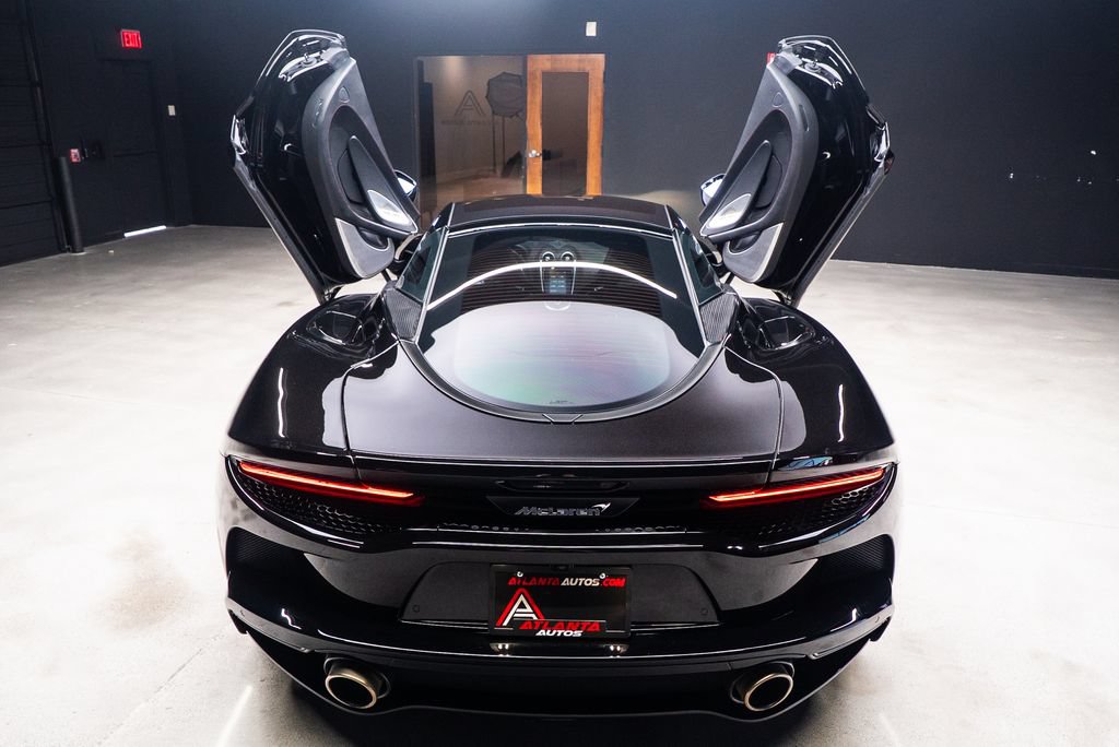 Used 2023 McLaren GT RWD image 24