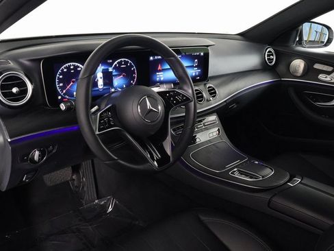 Used 2022 Mercedes-Benz E 350 Sedan image 7