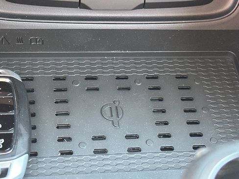 New 2026 Hyundai Venue SEL FWD image 33