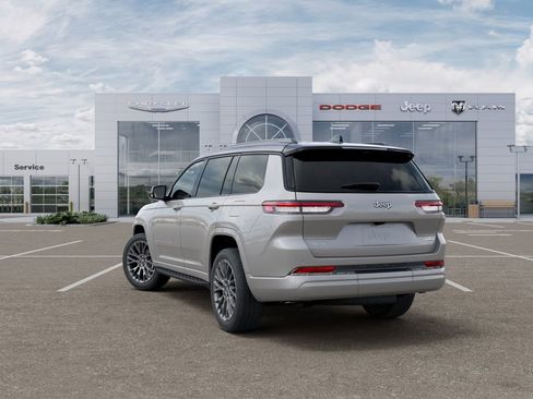 New 2026 Jeep Grand Cherokee L Summit AWD/4WD image 3