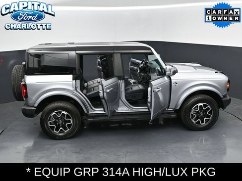 Used 2024 Ford Bronco Outer Banks AWD/4WD image 32