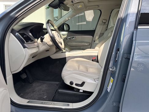 Certified 2023 Volvo XC90 B6 Plus w/ Protection Package Premier AWD/4WD image 9