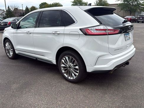 Used 2022 Ford Edge Titanium w/ Equipment Group 301A AWD/4WD image 4