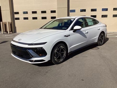 New 2026 Hyundai Sonata SEL image 3