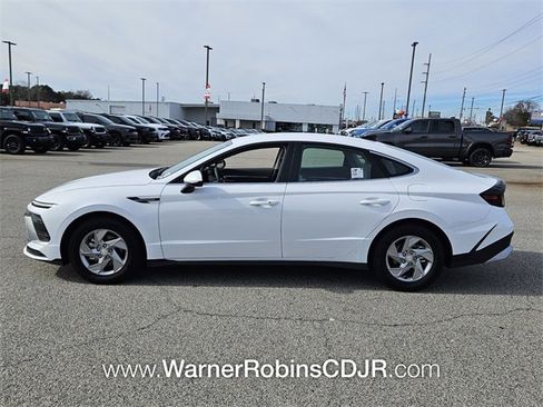 Used 2026 Hyundai Sonata SE image 4