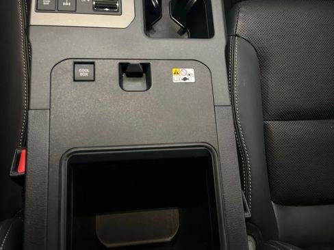 Used 2024 Toyota Land Cruiser image 75