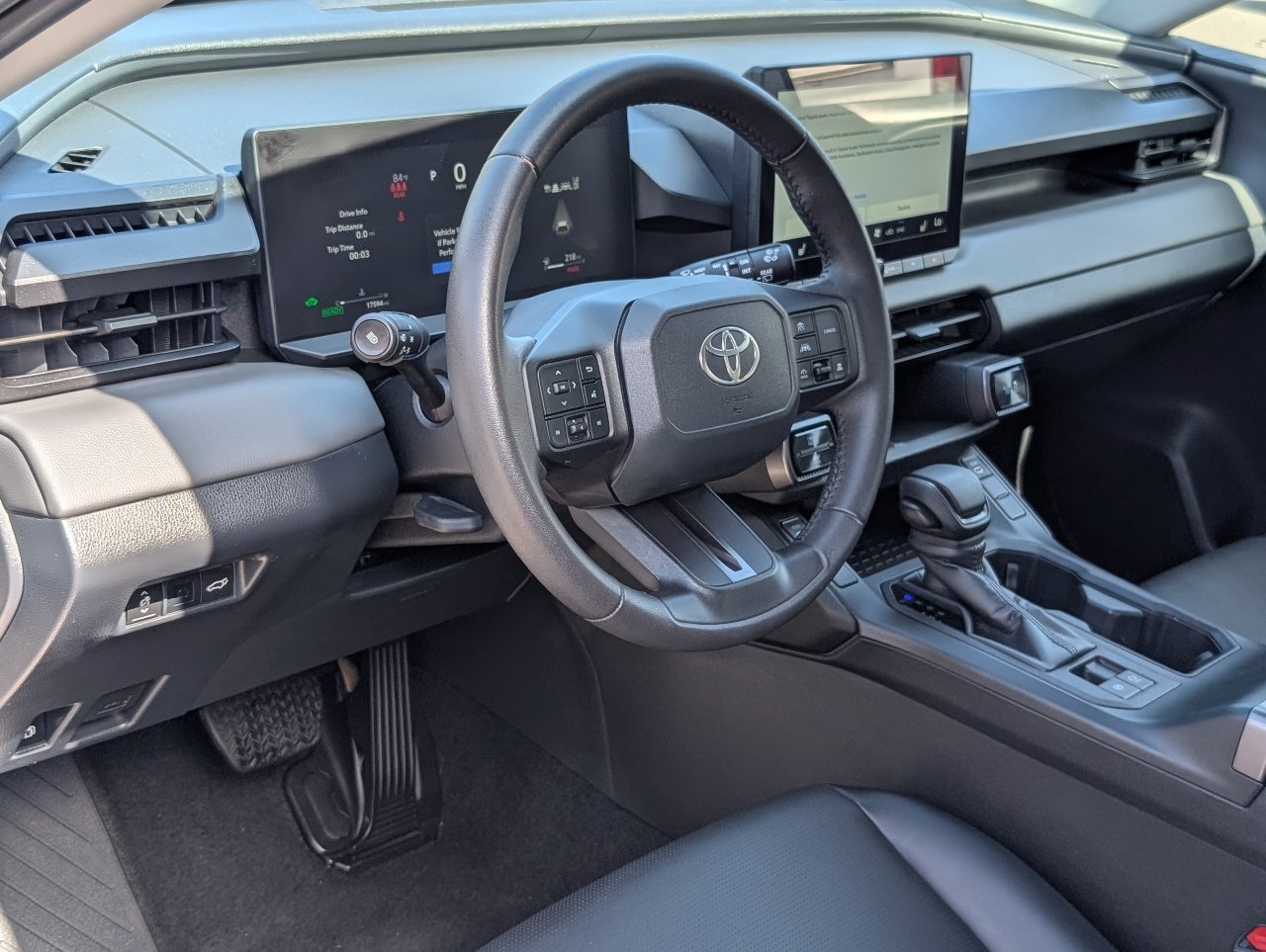 Used 2026 Toyota RAV4 XLE Premium FWD image 14