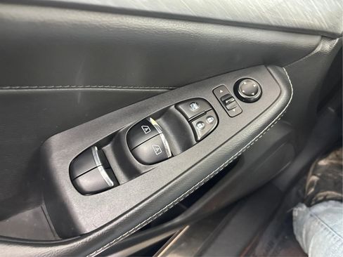 Used 2016 Nissan Maxima 3.5 SV FWD image 42