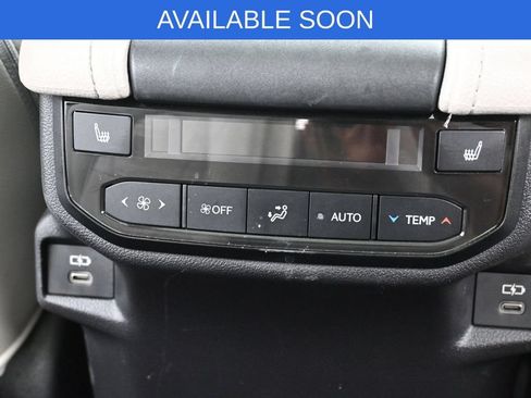 Certified 2024 Toyota Grand Highlander AWD image 35