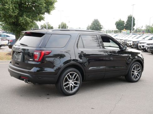 Used 2019 Ford Explorer Sport AWD/4WD image 7