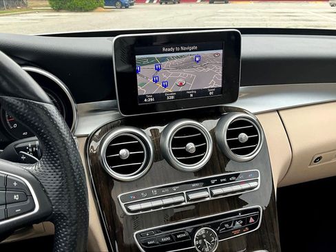 Certified 2017 Mercedes-Benz C 300 4MATIC Sedan image 7