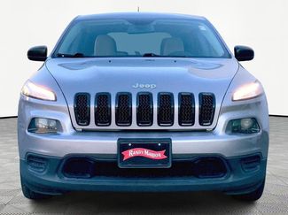 Used 2017 Jeep Cherokee Sport video 2