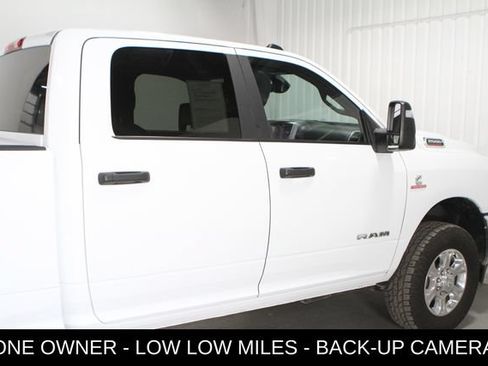 Used 2023 RAM 2500 Big Horn w/ Cold Weather Group AWD/4WD image 35