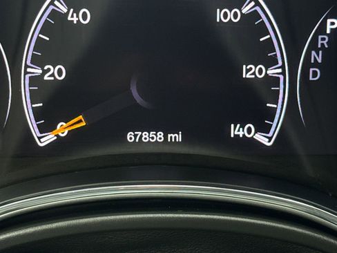 Used 2022 Jeep Grand Cherokee Laredo X RWD image 23