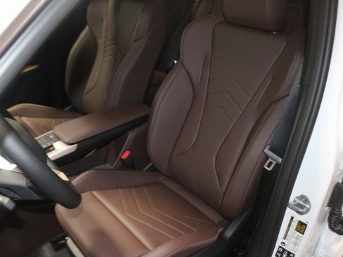 New 2025 BMW X1 xDrive28i w/ Premium Package image 15